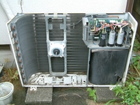 aircon_070702-2.jpg