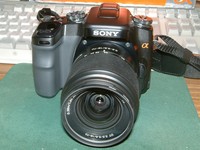 sony-a100_01.jpg